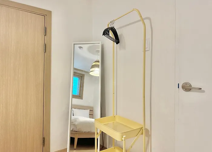 Cream Chacha 5min Flat Walk To Hongdae Station 2br 3beds Ferienhaus *